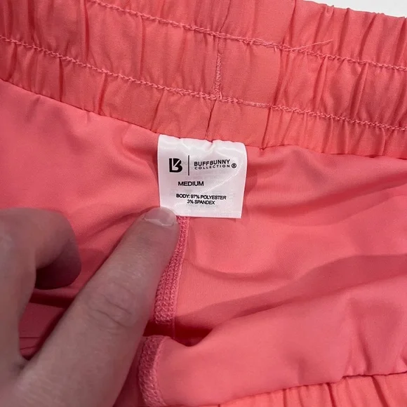 NWOT Buffbunny Collection Lifesaver Short Macaroon Size Medium - Picture 2 of 3